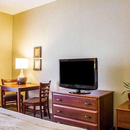 Comfort Inn Guilford Near I-95 Esterno foto