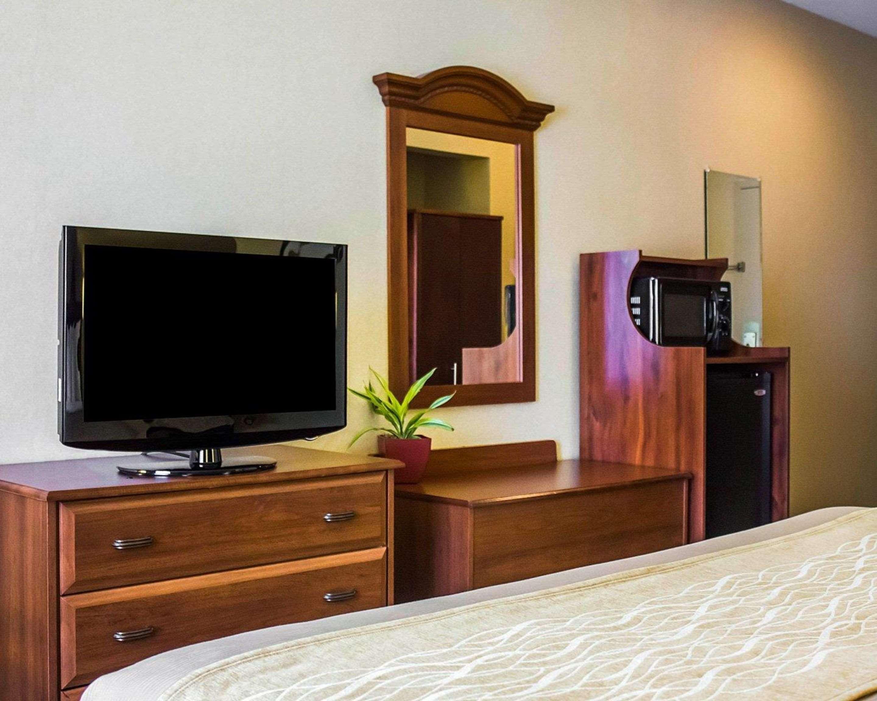 Comfort Inn Guilford Near I-95 Esterno foto