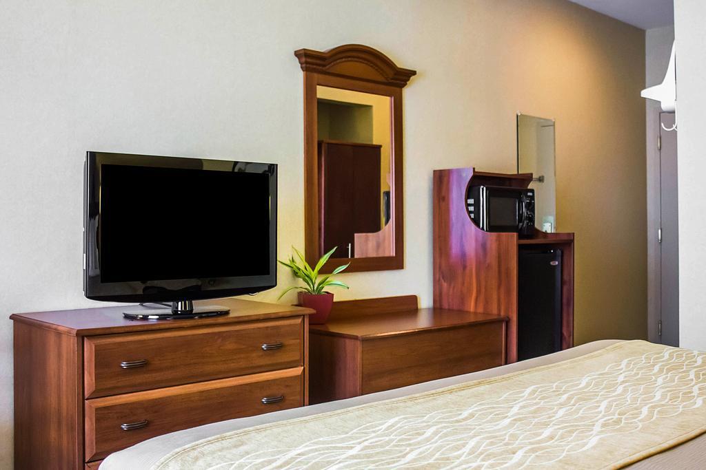 Comfort Inn Guilford Near I-95 Esterno foto